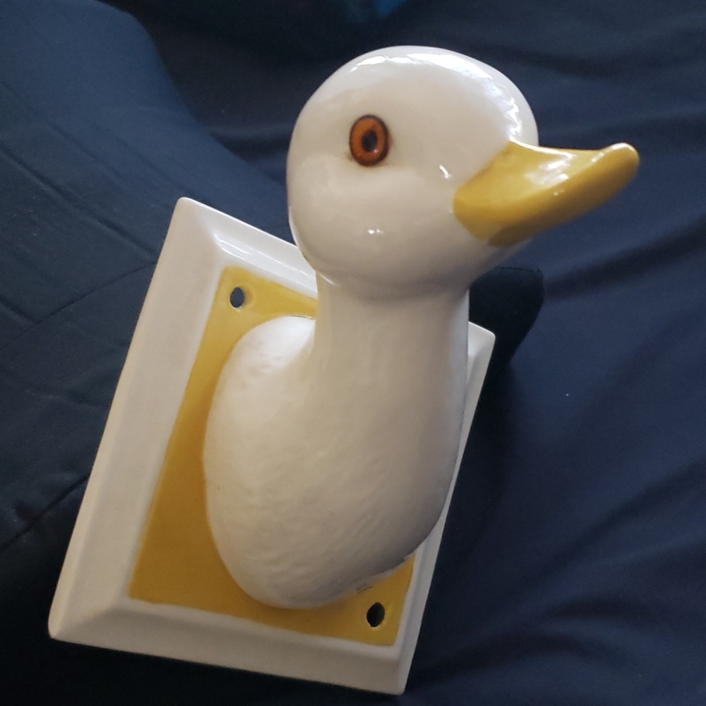 White Ceramic Goose Duck Head Towel Hook.